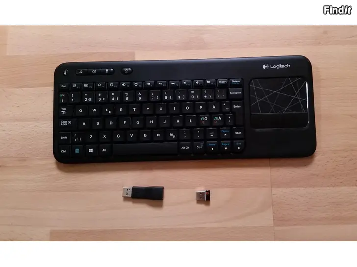 Myydään Logitech K400r langaton näppäimistö ja USB vastaanotin Unifying18e