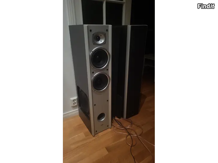 Säljes Jamo S 708 golvhögtalare