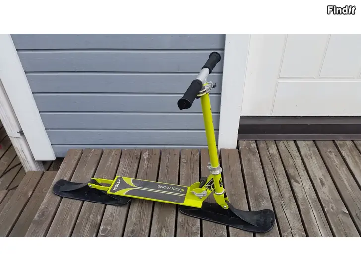 Säljes Stiga Snow Kick limenvihreä lumipotkulauta kokoontaittuva -hinta 15e