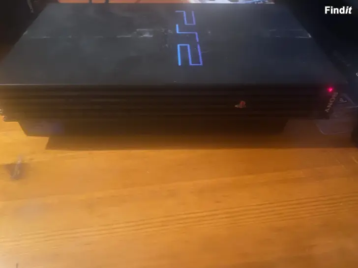 Myydään Playstation 2 fat