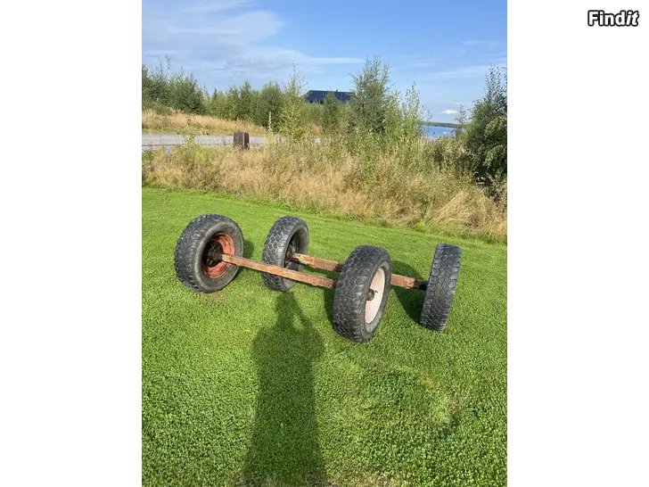 Säljes hjulaxlar