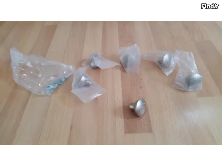 Myydään Kaapinoven laatikon nupit vetimet metallia 6kpl-5e