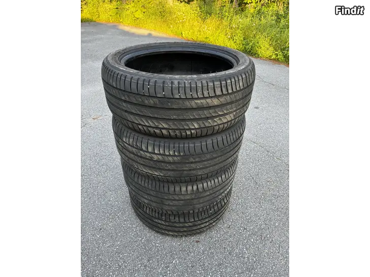Myydään Michelin Primacy 4 sommardäck