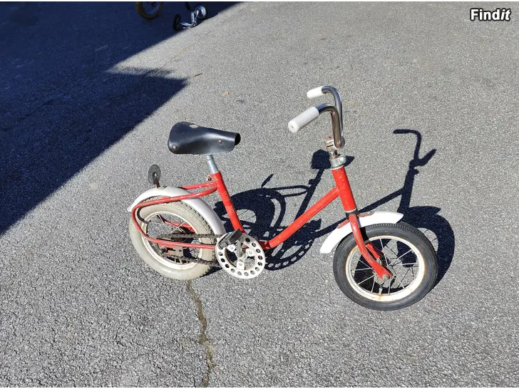 Säljes Barncykel, vintage