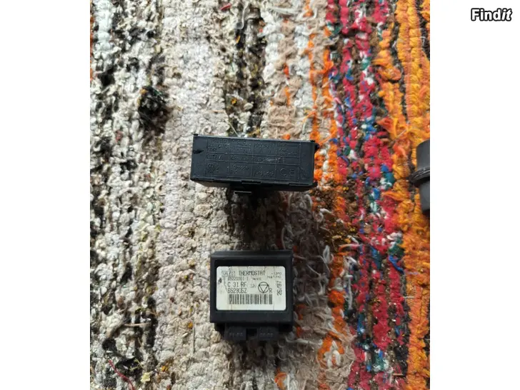 Myydään Sähkökäyttöiset ikkunan rele osa