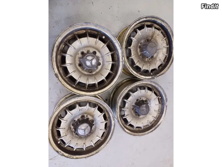 Säljes Mercedes w123 fälgar