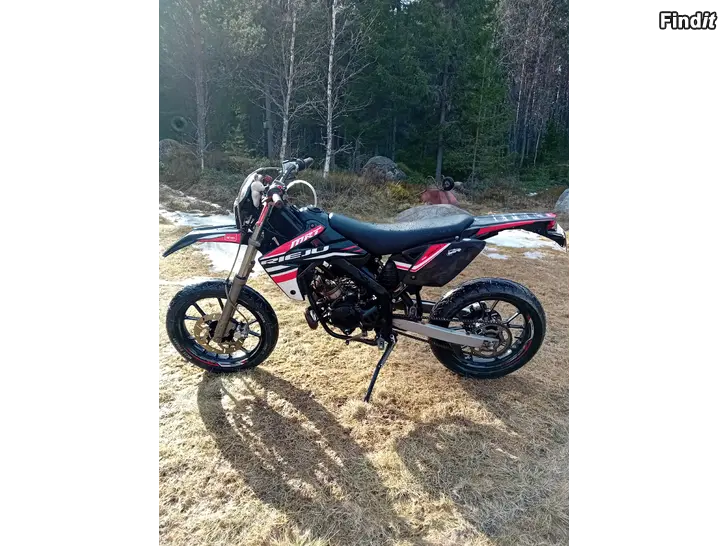 Säljes Rieju MRT 50