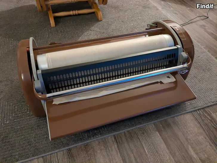 Myydään Upo mangel. Mankeli