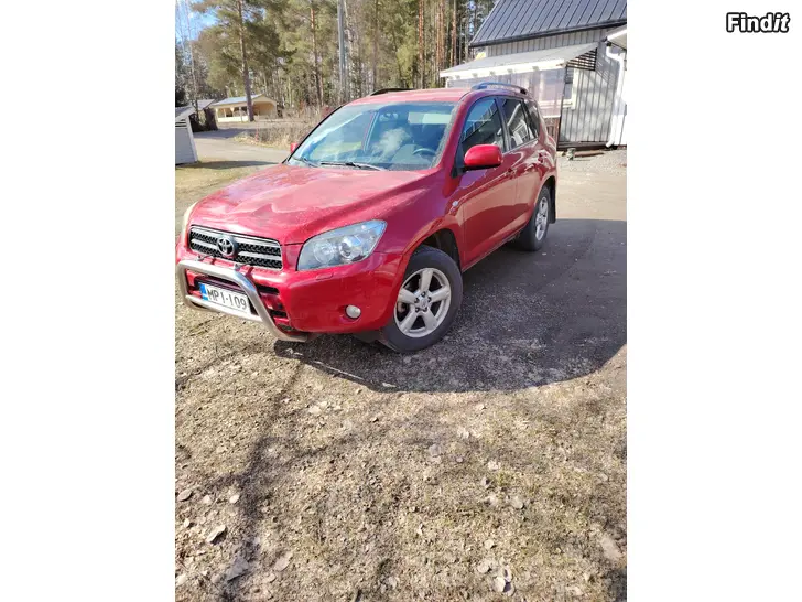Myydään Toyota Rav4