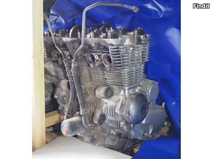 Myydään Yamaha XJ 900 4KM 94-04 moottori engine 4KM-0007