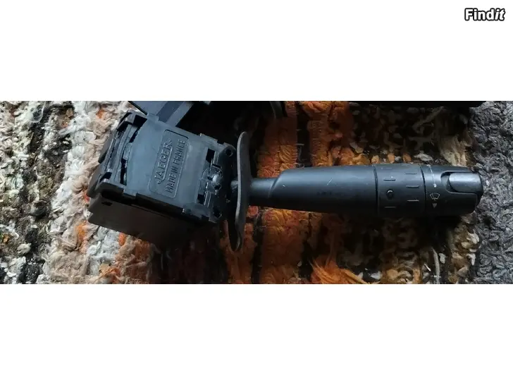 Myydään Raidetangon sisä monitoimiviiksi pyyhkijät