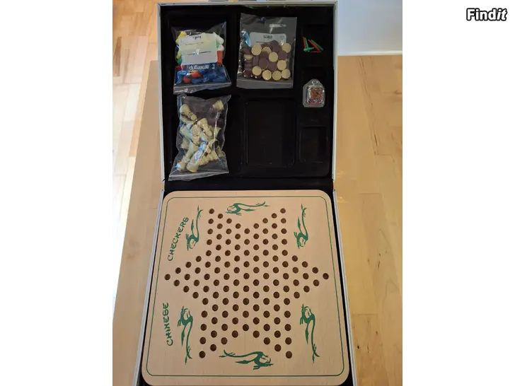 Säljes Multispel i portfölj  flera klassiska bordsspel