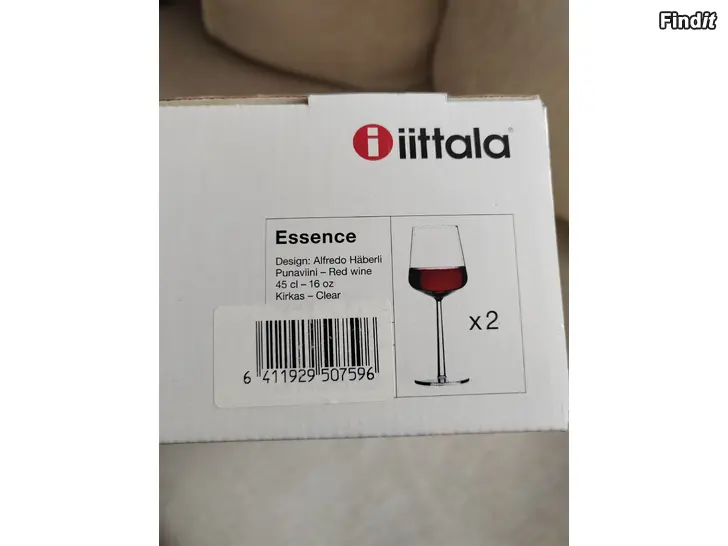 Myydään Iittala Essence punaviinilaseja 8 kpl