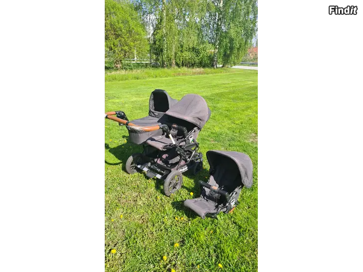 Säljes Emmaljunga 735 dubbelvagn