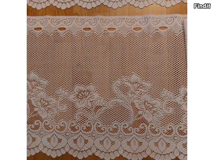 Säljes Gardinkappor