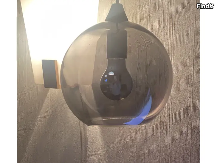 Myydään 2 kpl Jysk Pendant carlos valaisintauudet