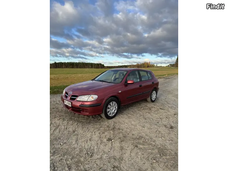 Säljes Nissan Almera   Endast 89000km