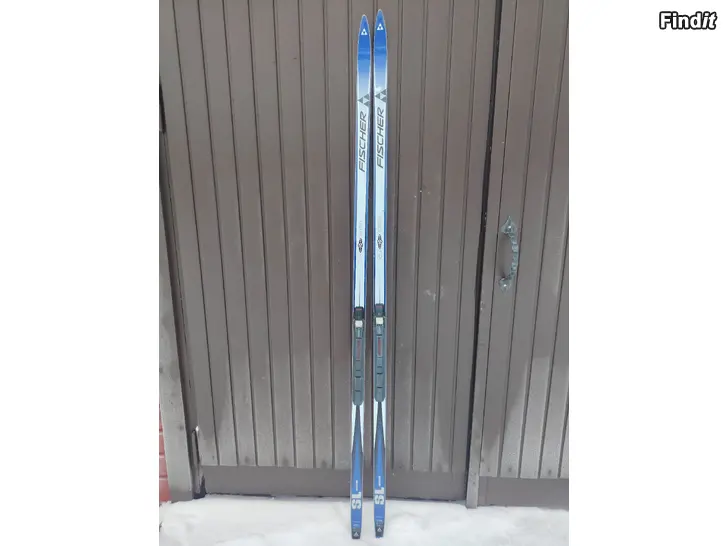 Myydään FISCHER sukset SNS