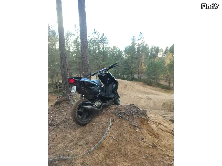 Säljes Yamaha aerox 2012. Vaihdot autoihin