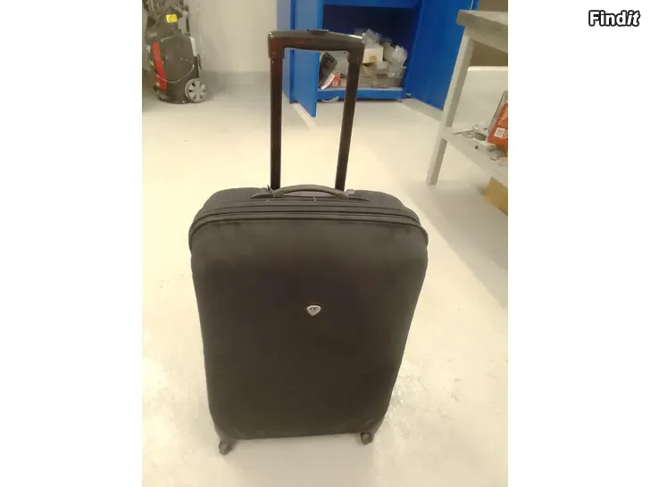 Myydään Matkalaukku/Resväska