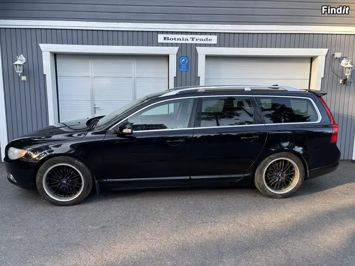 Säljes Volvo V70 2.0 Diesel Summum-2008 varje dag 9-21