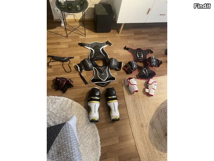 Säljes hockey utrustning
