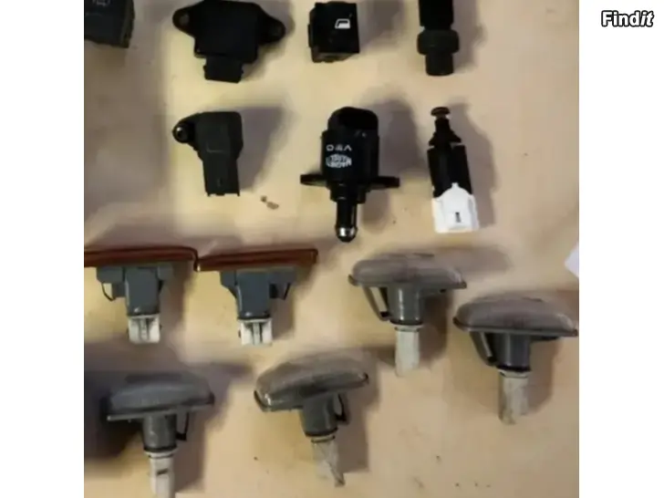 Myydään Takaumpio tyhjäkäyntianturi