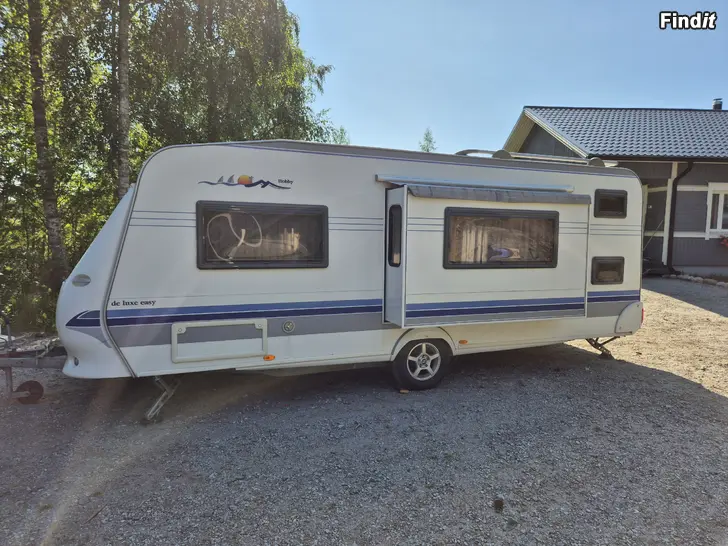 Myydään Husvagn hobby 560