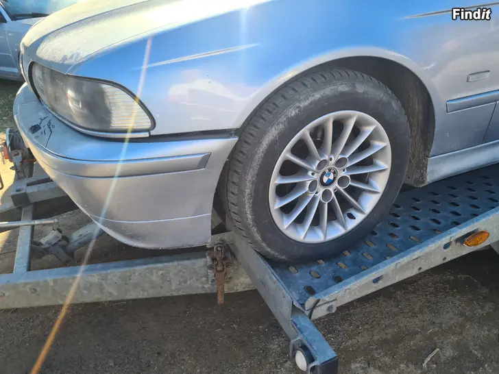 Säljes BMW E39. 2003 OSINA I DELAR