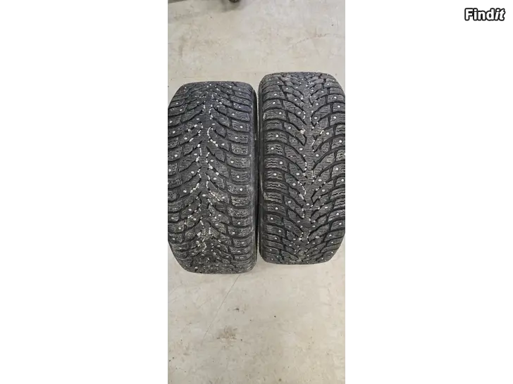 Säljes 225/45R17 dubbdäck nokian 9