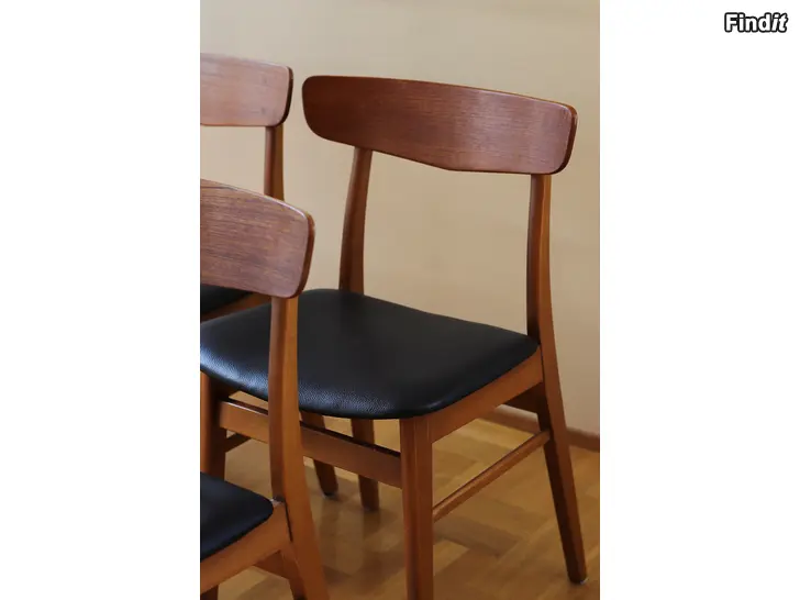 Myydään Findahl Mosbøl-mallin ruokapöydän tuolit