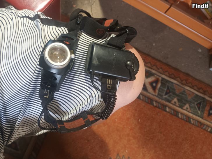 Säljes Led lenser h7 r2