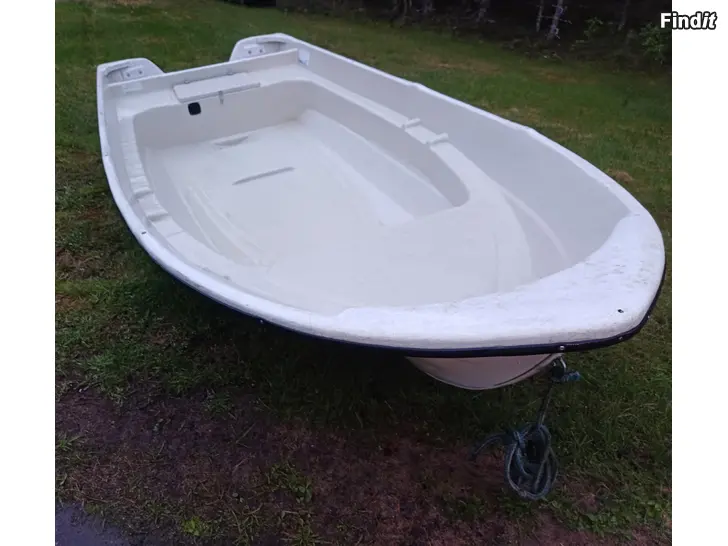 Myydään Fish-boy 450
