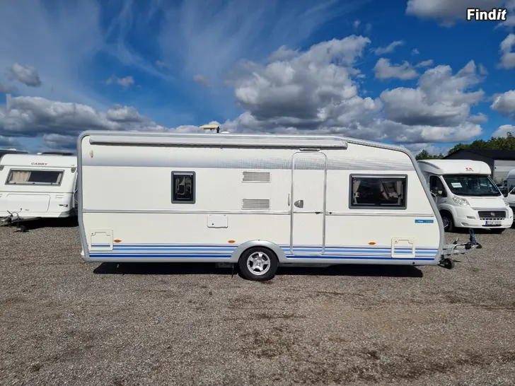 Säljes Polar 560 CTH FÖRTÄLT/MARKIS MED SIDOR/ VINTER DÄCK