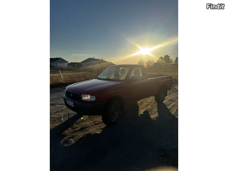 Säljes Mazda B2500 4WD