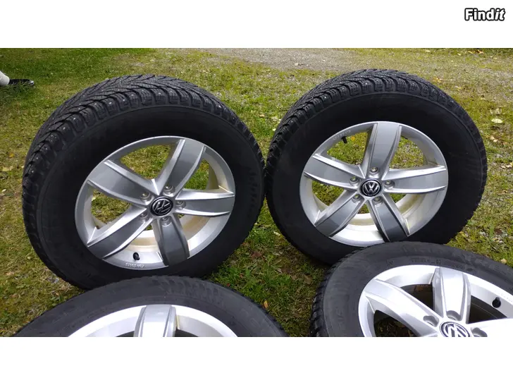 Säljes Vinterdäck på fälgar