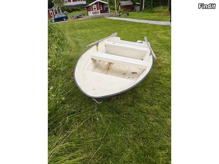 Myydään Sorsastajat Huom  Tasaperä vene