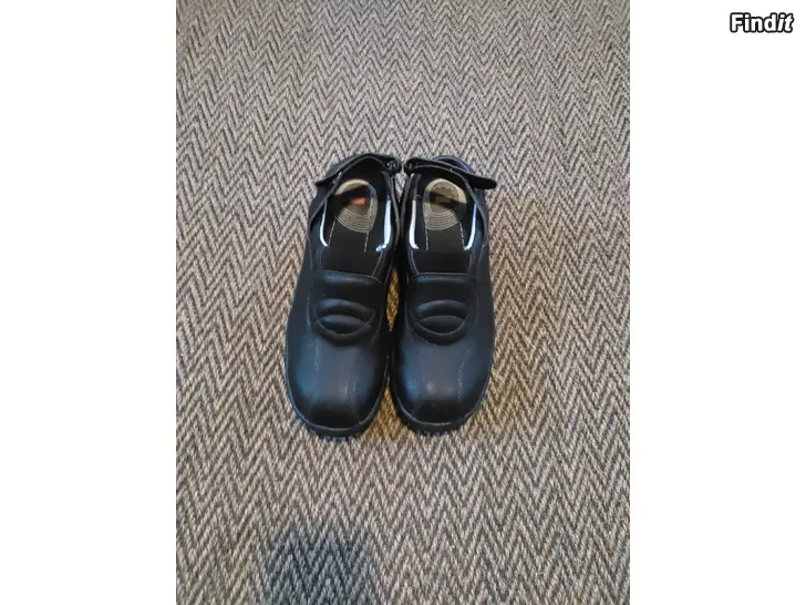 Säljes Jalas köksskor