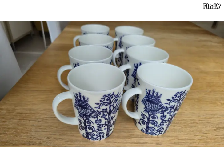 Säljes Iittala Taika muggar 8 st oanvända - Iittala Taika-mukit sinivalkoinen 8 kpl käyttämättömät