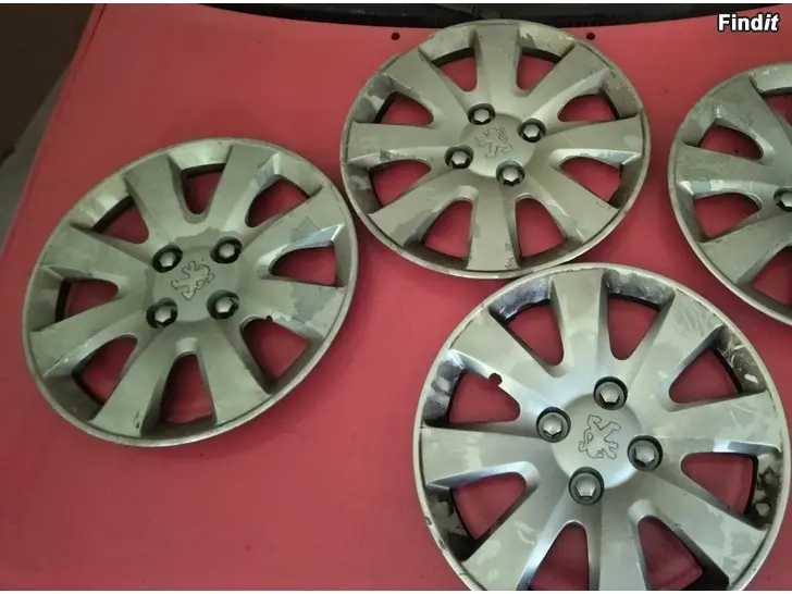 Myydään Pölykapselit