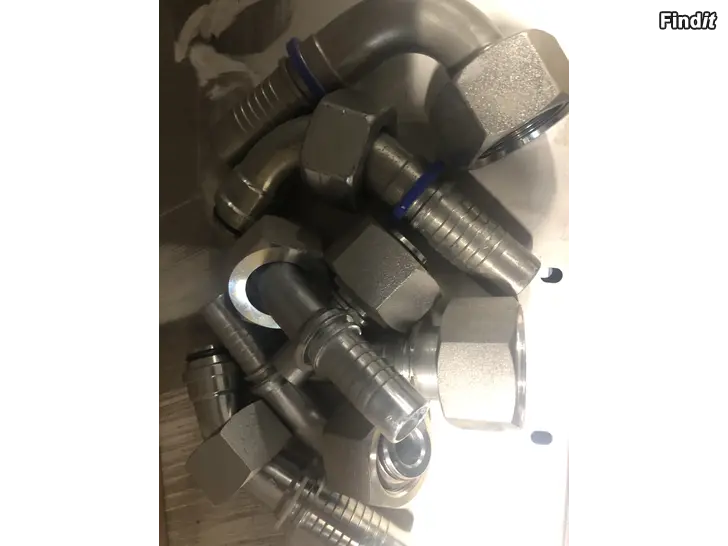 Myydään Hydrauliletkujen liittimiä
