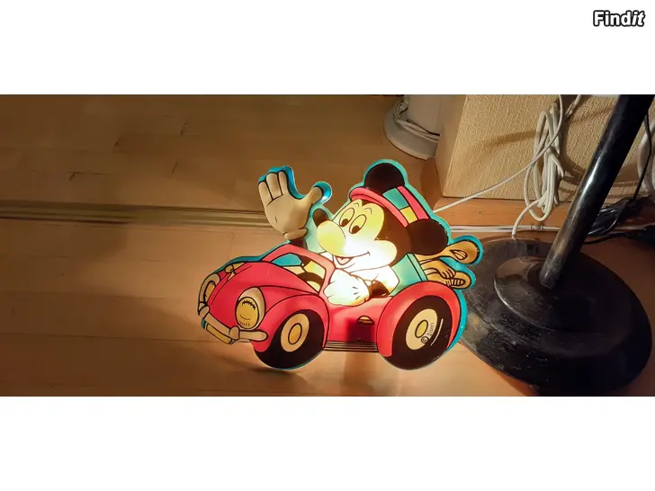 Myydään Valaisimia kasa