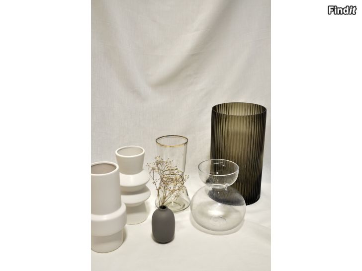 Säljes Fina vaser i varierande stil och storlek