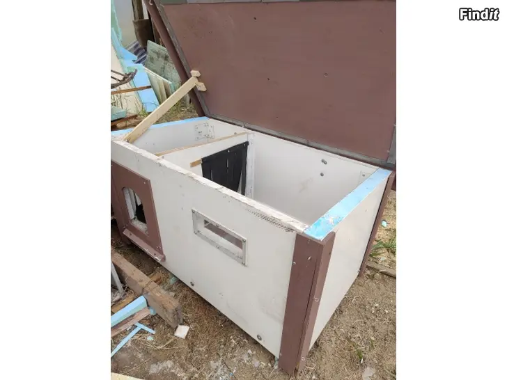 Säljes Isolerad hundkoja