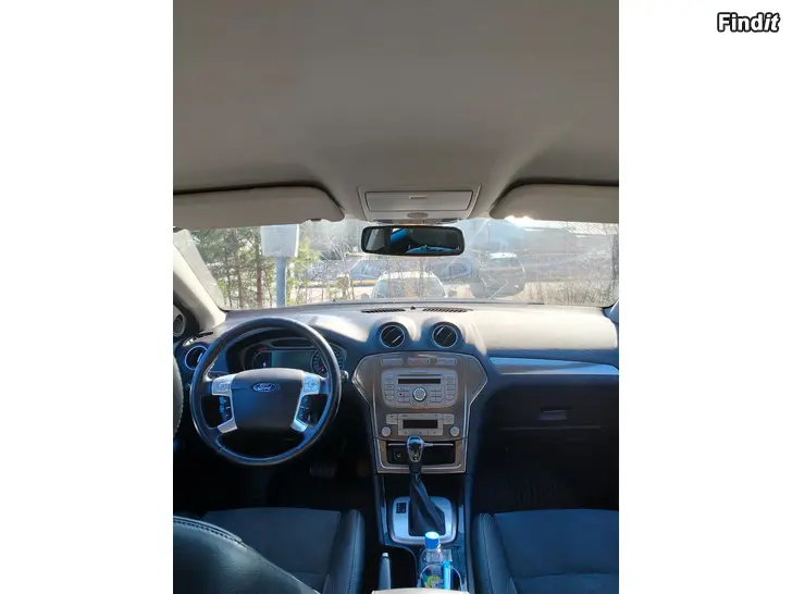 Myydään Ford Mondeo