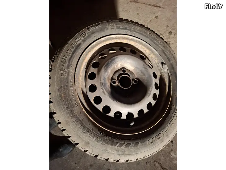 Myydään 15 plåt fälgar 4×100