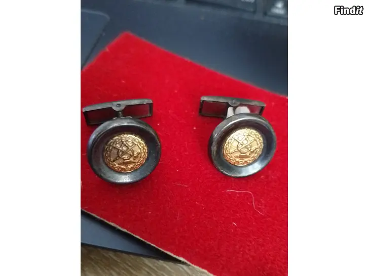 Myydään Nokian palvelus vuosien kalvosinnapit 1970 luvun vaihe