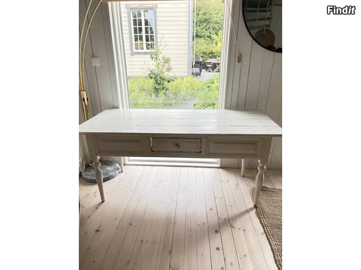 Säljes Gammalt bord