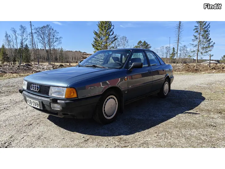 Säljes Audi 80 1,8 bensin