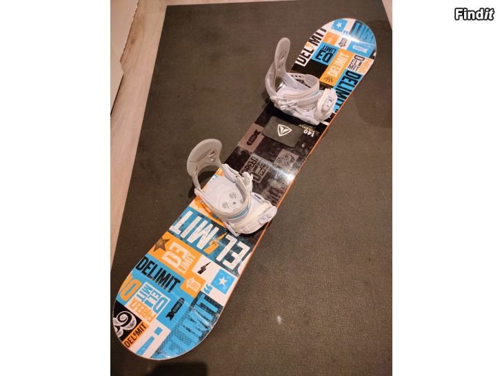 Säljes Snowboard Lumilauta Firefly 140 cm
